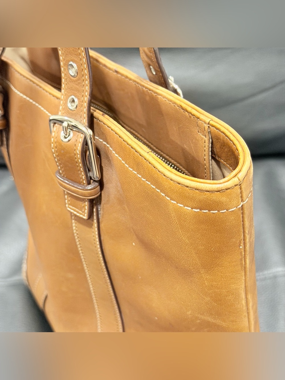 Vintage Coach Hampton Leather Shoulder Tote Bag – Camel Brown / Tan - Picture 8 of 13